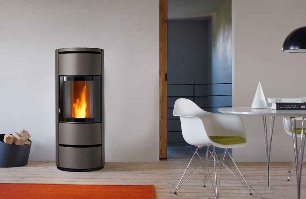P943M_FREESTANDING_PELLET_BURNING_FIREPLACE_CALORE_SUSTAINIBLE_ENERGY